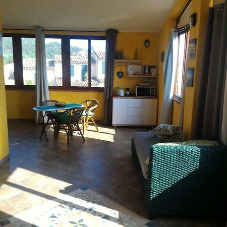 Casa di Rosa Apartment Chia Bagian luar foto
