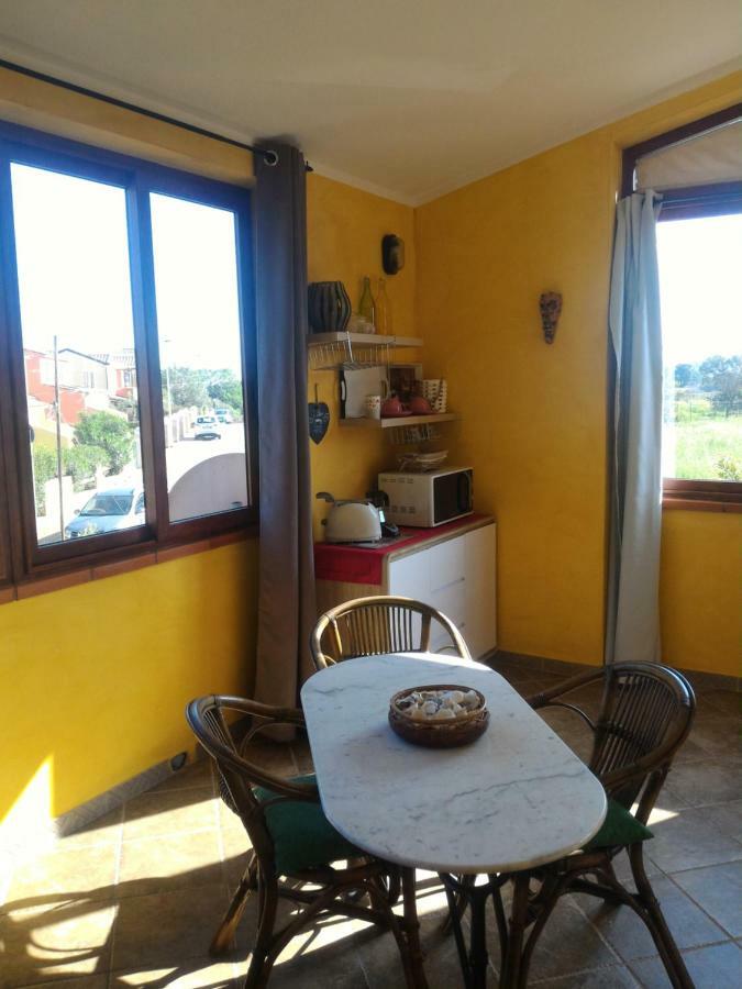 Casa di Rosa Apartment Chia Bagian luar foto